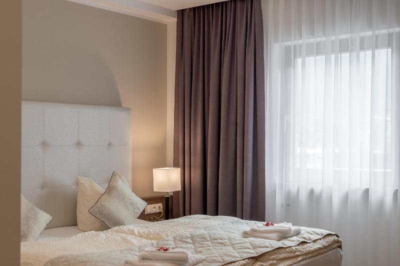 Double Room image 2