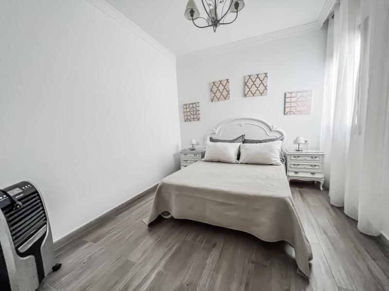 Cd-1382 Two Bedroom Apartment With Terrace - image 11