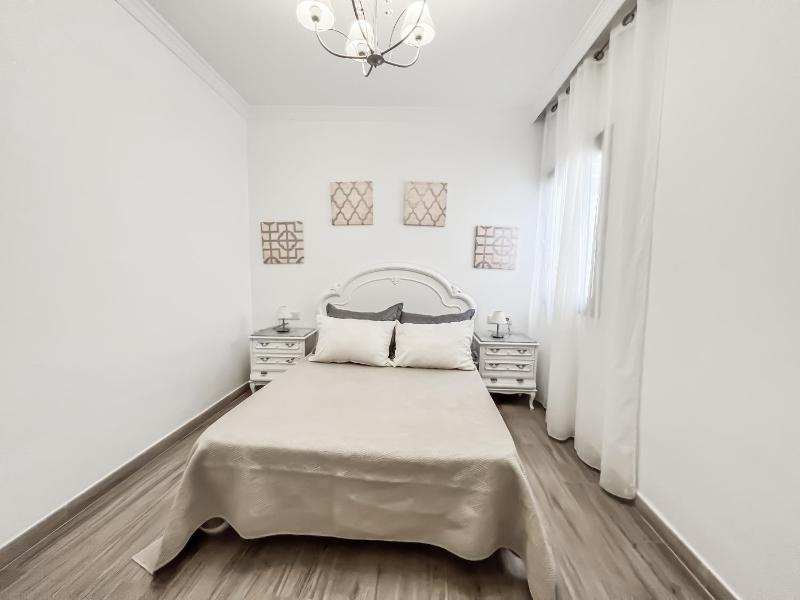 Cd-1382 Two Bedroom Apartment With Terrace - image 16