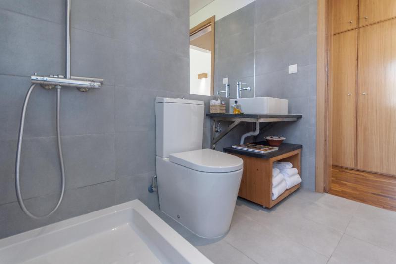Triple Room image 2