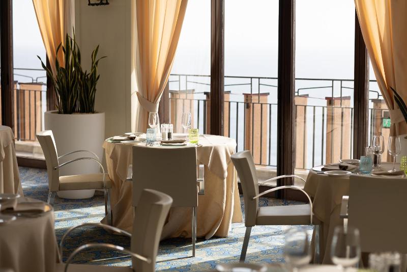 UNA Hotels Capotaormina - image 46
