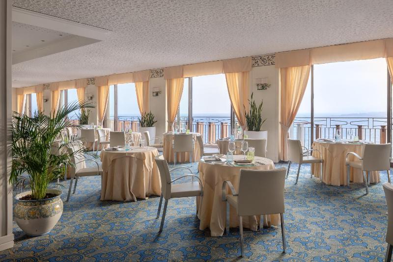 UNA Hotels Capotaormina - image 31