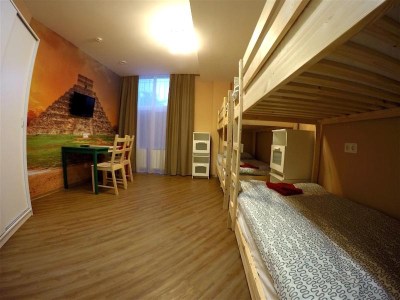 Bunk Bed in 4 bed Mixed Dormitory Room image 1