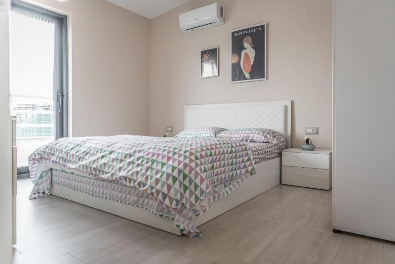 Luxurious Panoramic Apartment - image 12