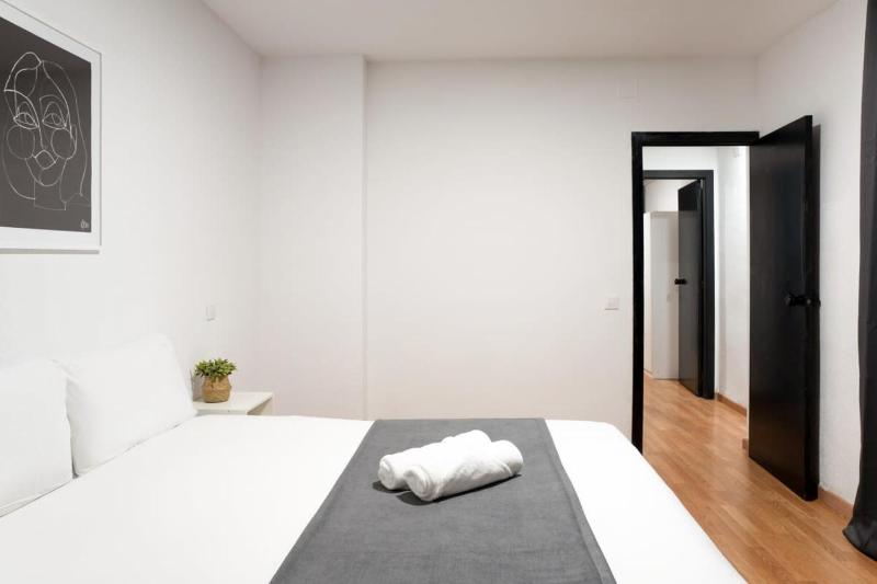 The Collection Barcelona - Plaza Catalunya comfortable 3BD for Families - image 11