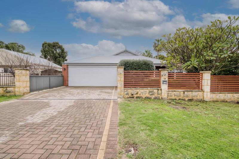 Rivervale Retreat - Spacious Family Living - image 14