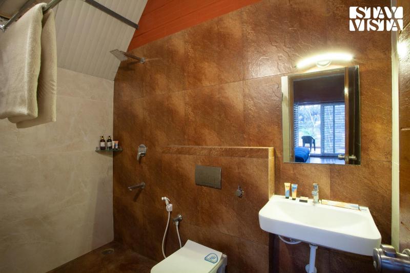 Golden Triangle by VEO StayVista - 5BHK Pet-Friendly Villa with Shared Pool - image 6