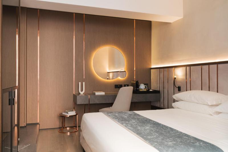 Agra Suites - image 14