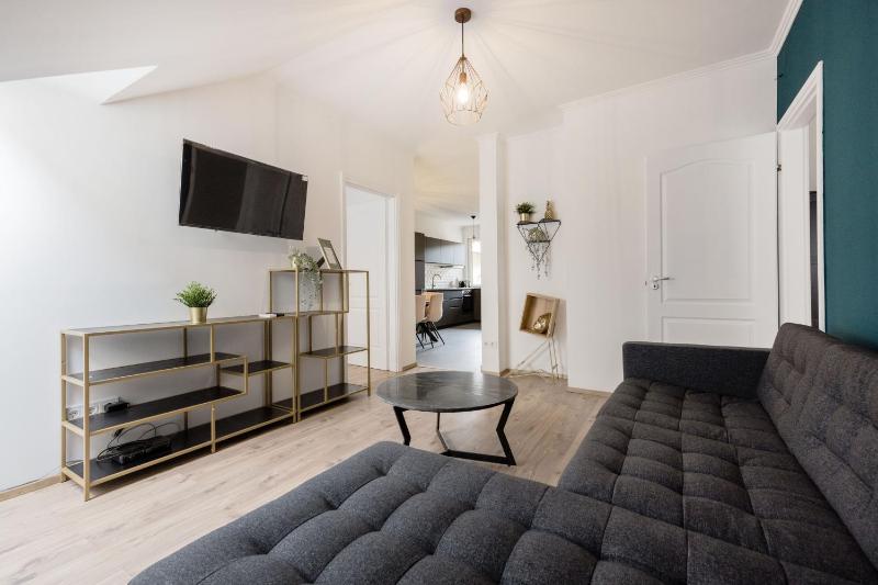 D26 Luxury Suites - image 16
