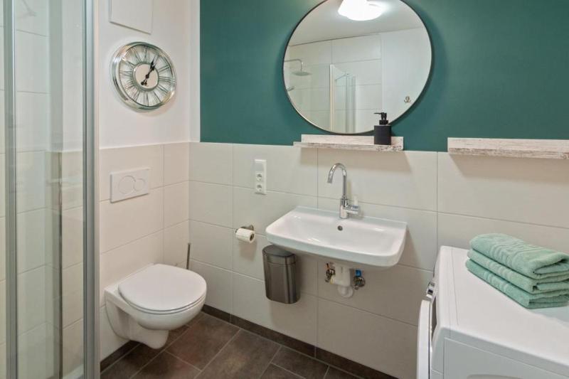 Traum-Wohnung-4-mit-Balkon - image 11