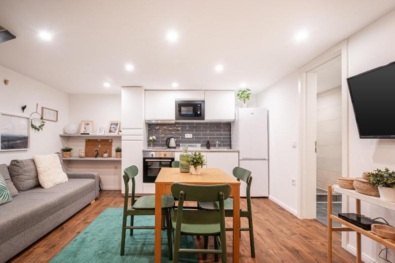 D35 Boutique Apartments, Best Location by BQA Images
