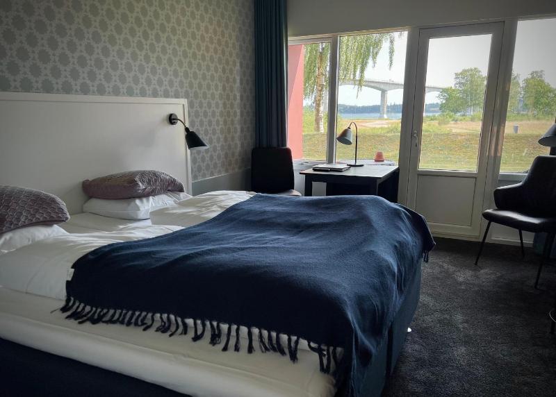 Deluxe Double Room image 3