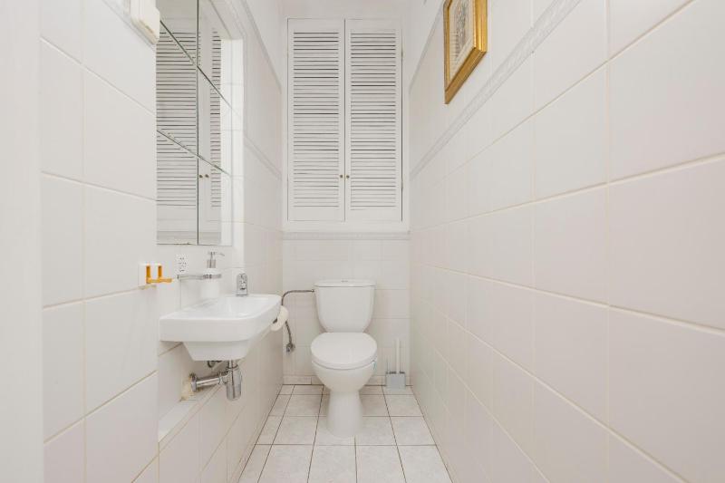 Vintage Apartment Sengera Cichego with 3 Bedrooms by Noclegi Renters - image 11