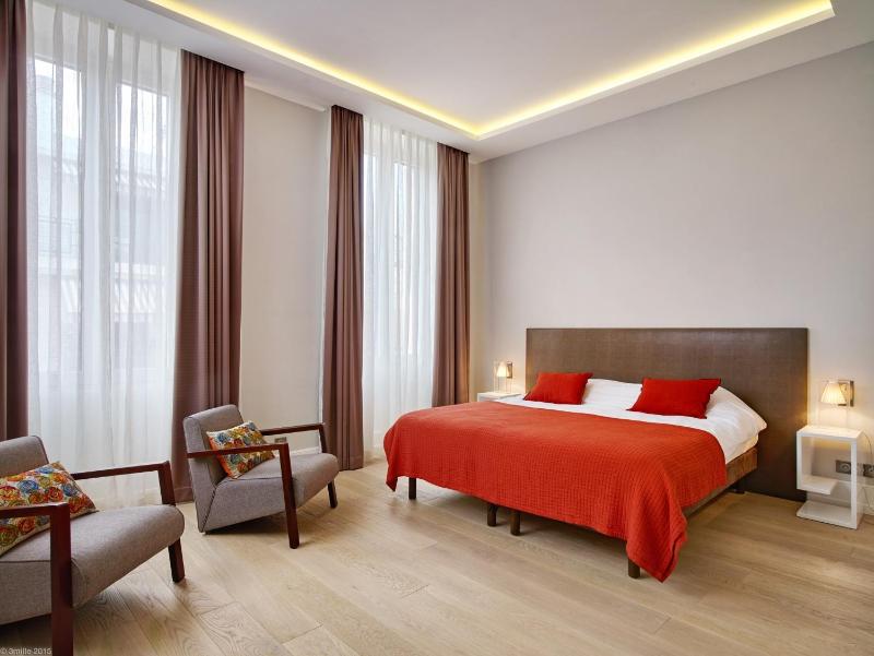 Deluxe Apartment image 3
