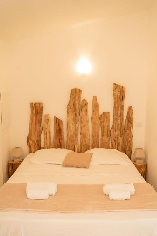 Double Room image 3