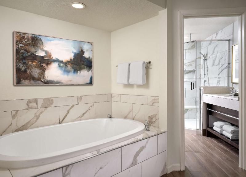 Two-Bedroom Villa image 4