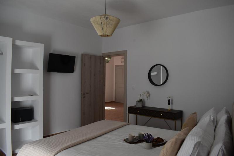 Pandora apartment - image 11