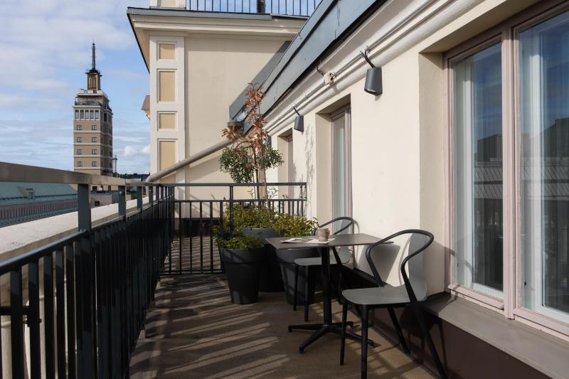 Atelier Room with Balcony (spa included)  image 1