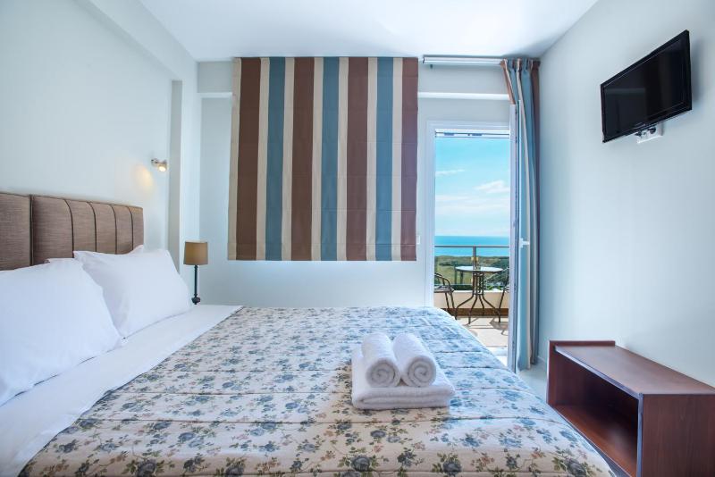 Suite Sea View image 2