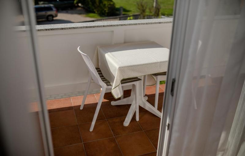 Queen Room with Sea View image 3
