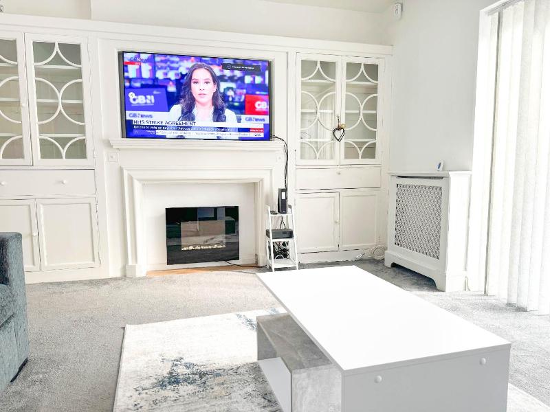 Large 8 Bedroom House in Edgbaston - image 22