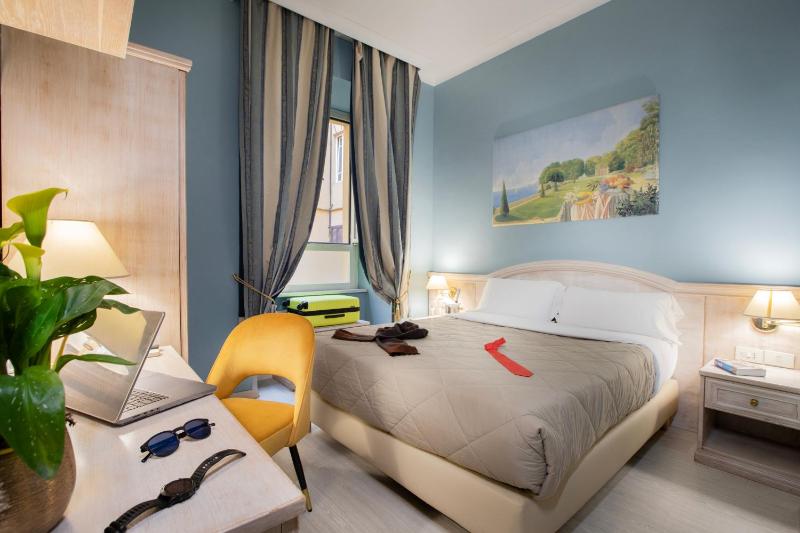 Double or Twin Room image 4
