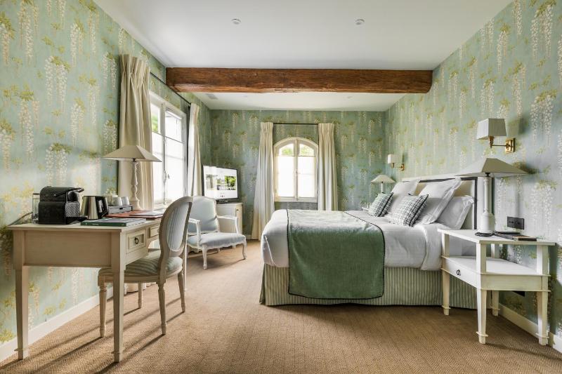 Double Room image 1
