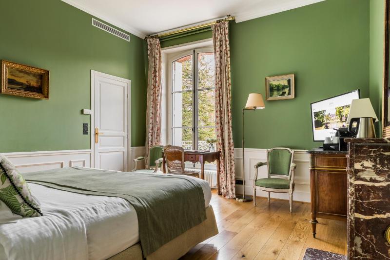 Standard Double Room image 1