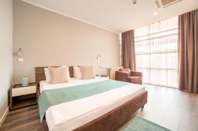 Junior Suite image 3