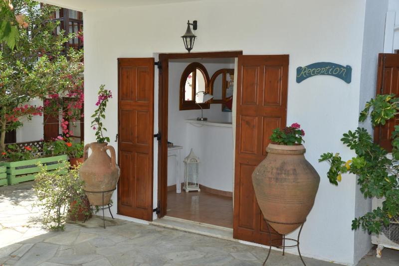 Anofli Suites - image 10