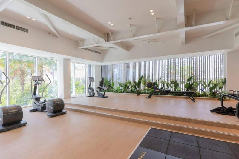 Upgraded Banyan Tree 2 Bed in JLT - image 6
