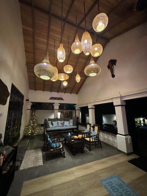 Blue Peacock Beach House - image 14