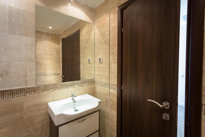 Superior One-Bedroom Apartment with Sea View image 1