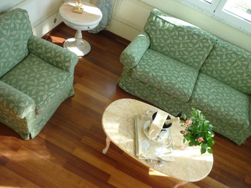 Suite with Sea View image 2