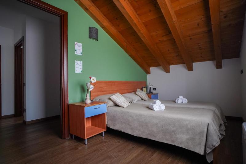 Two-Bedroom Apartment with Terrace image 4