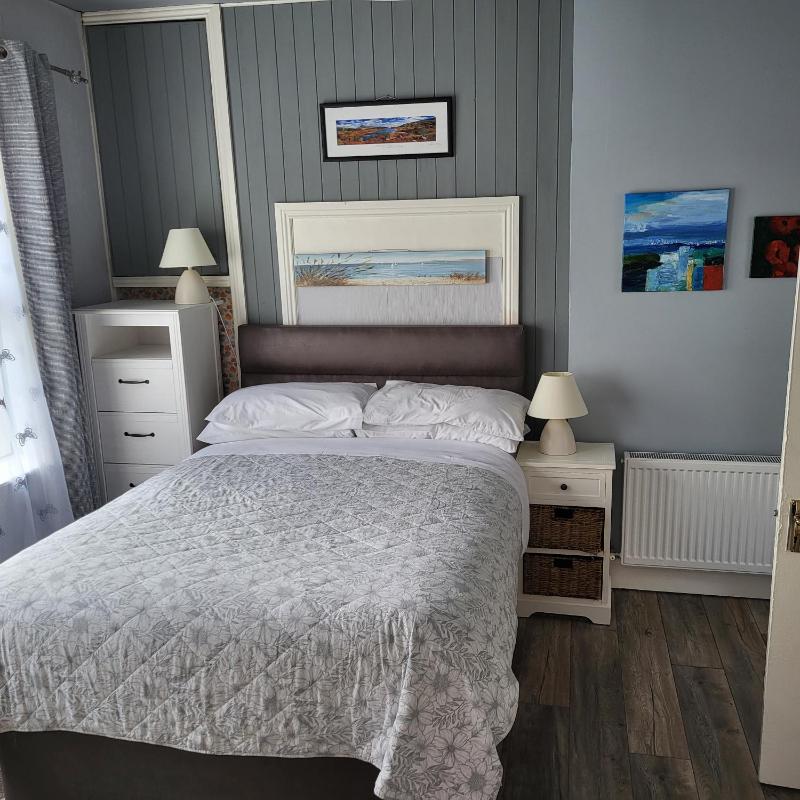 Double Room with Private Bathroom image 1