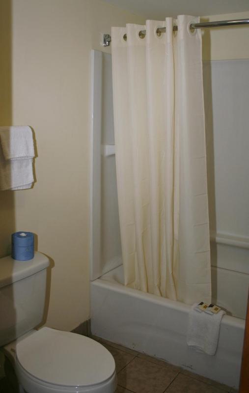 Double Room image 2