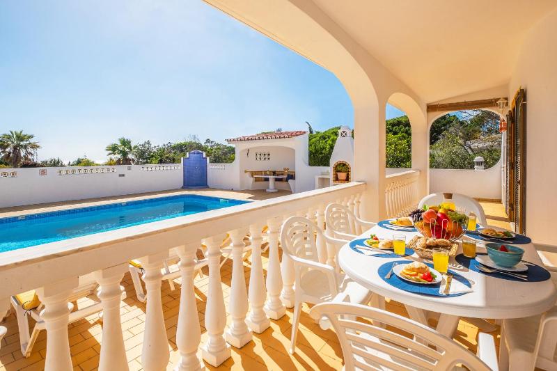 Villa Renaissance - Moradia com piscina aquecivel e BBQ em Carvoeiro - image 4