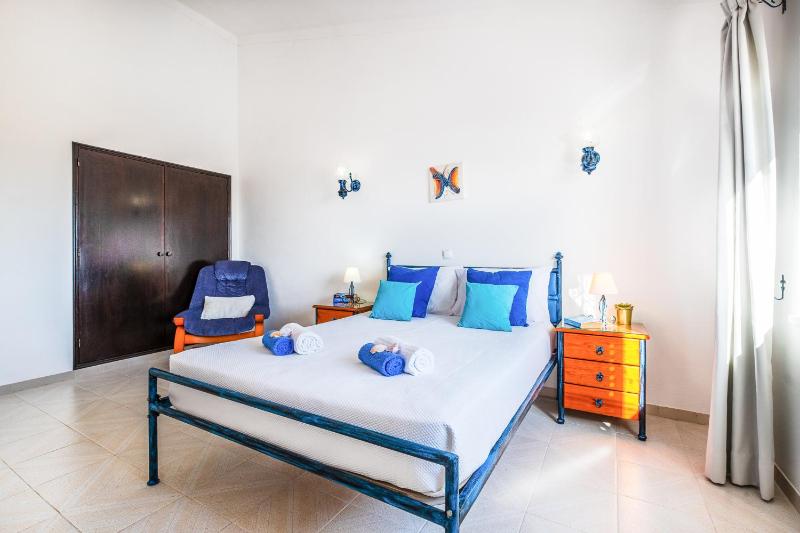 Villa Renaissance - Moradia com piscina aquecivel e BBQ em Carvoeiro - image 3