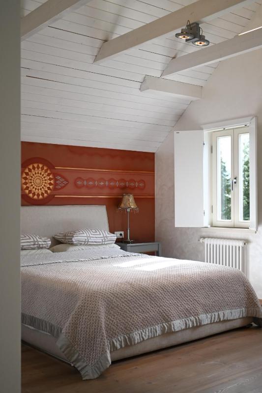Standard Double Room image 4
