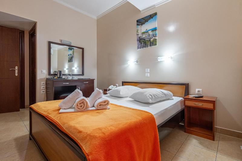 Economy Double or Twin Room image 1