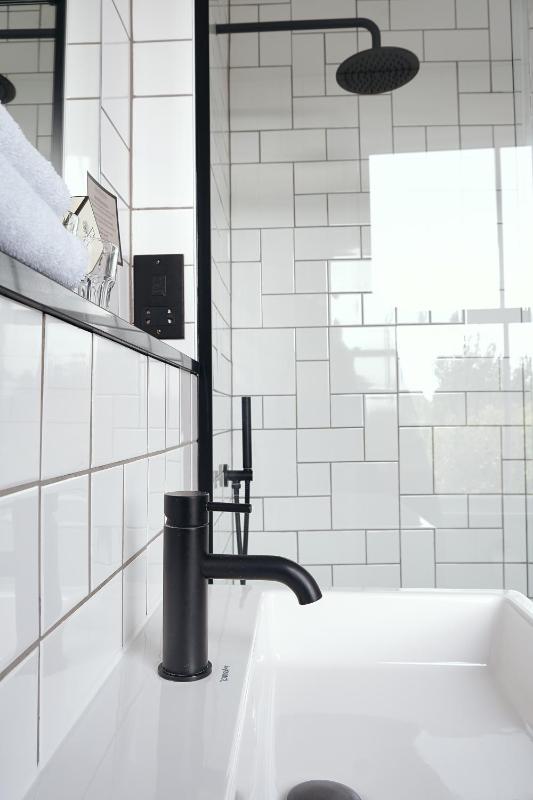 Premium Deluxe Double image 2