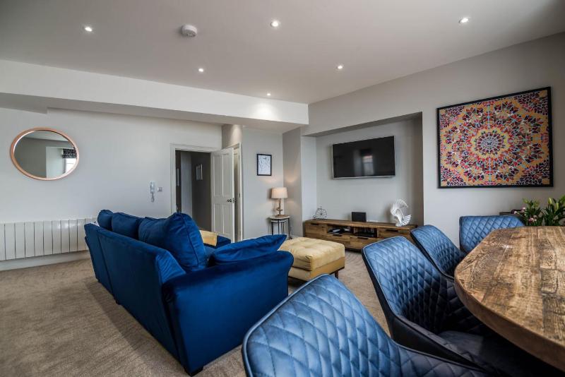 Lady Tenby - 2 Bedroom Apartment - Tenby (Windsor House) - image 30