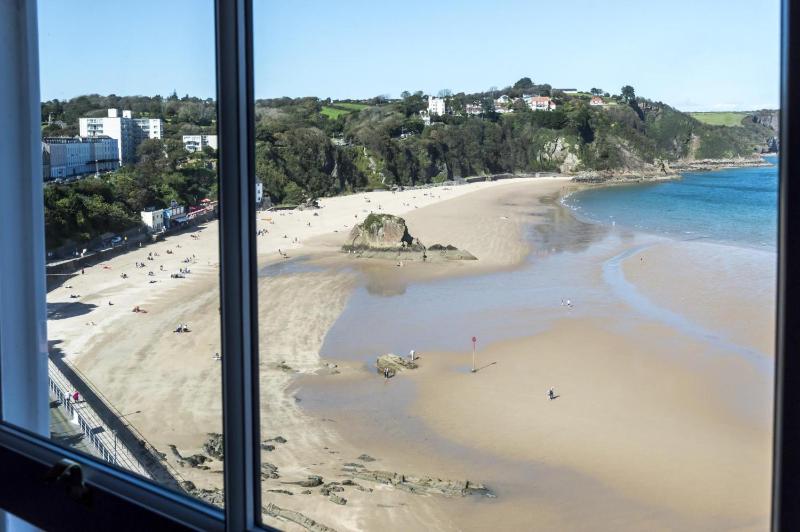 Lady Tenby - 2 Bedroom Apartment - Tenby (Windsor House) - image 38