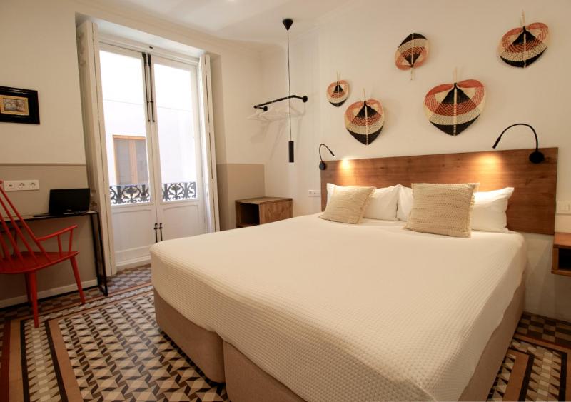 Double Room image 3