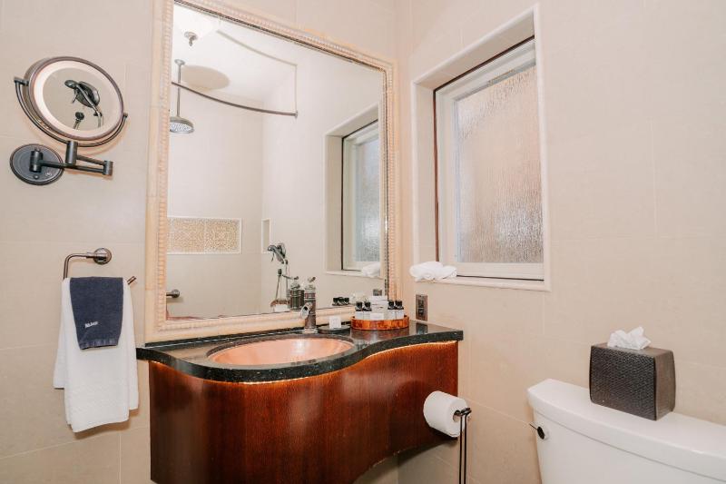 Suite image 4