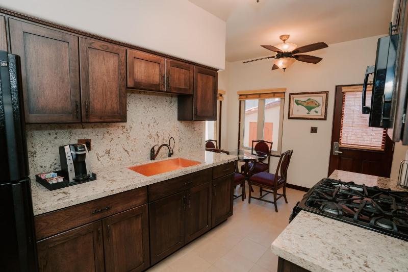 Suite image 3