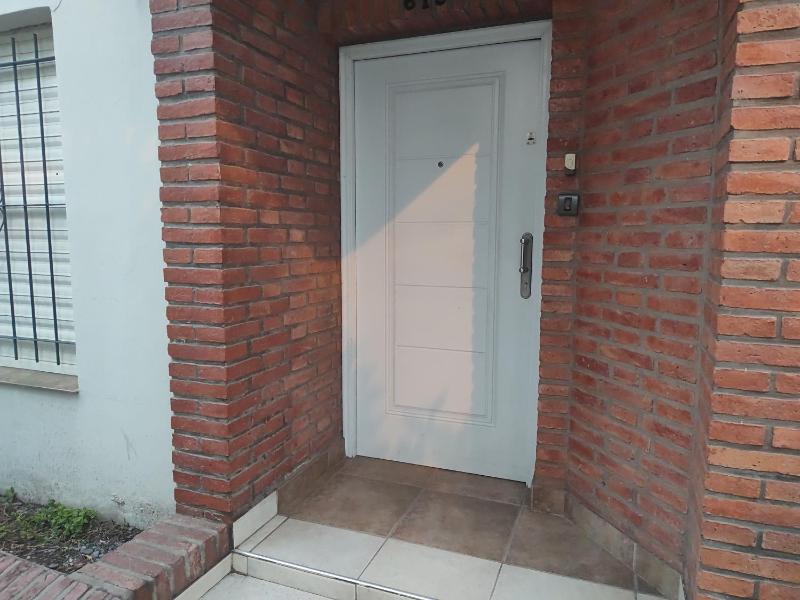 Depto planta baja - image 10