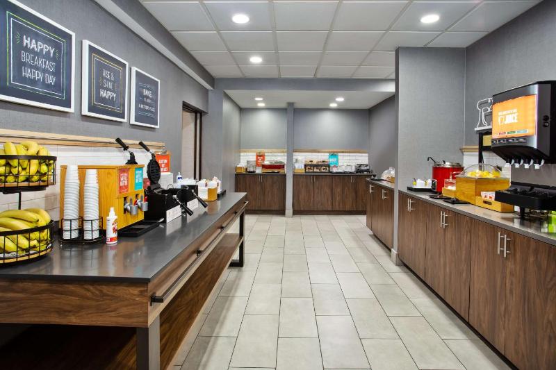 Hampton Inn & Suites Cape Coral/Fort Myers Area - image 15