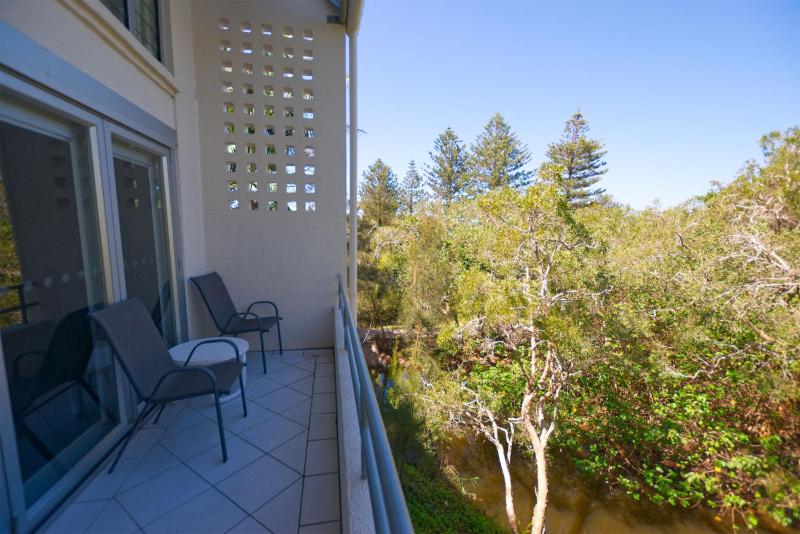 Raintrees Moffat Beach - image 35